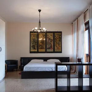 Santa Croce Couette-café Rome